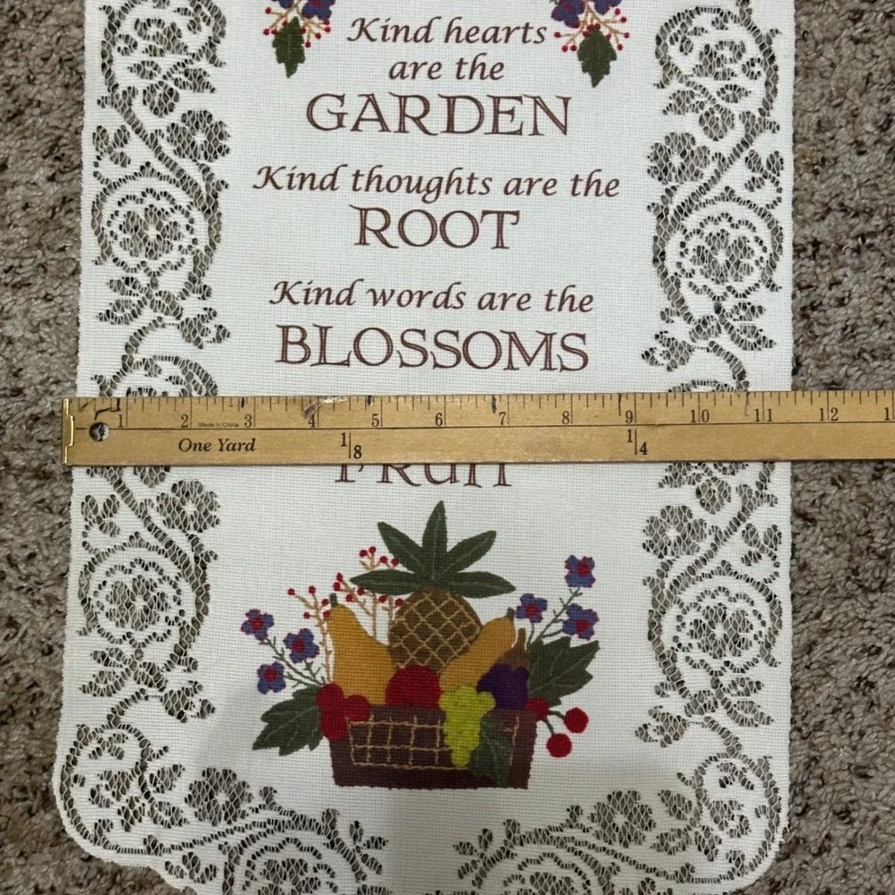Heritage‎ Lace Wall Hanging Banner White Excellent Garden Poem   Cottage Country